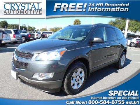 Cyber Gray Metallic Chevrolet Traverse LS.  Click to enlarge.