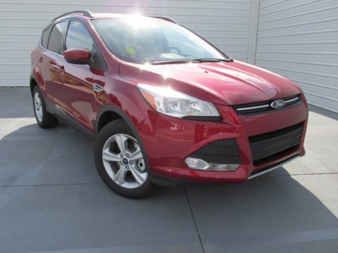 Ruby Red Metallic Ford Escape SE.  Click to enlarge.