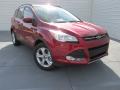 Front 3/4 View of 2015 Ford Escape SE #1