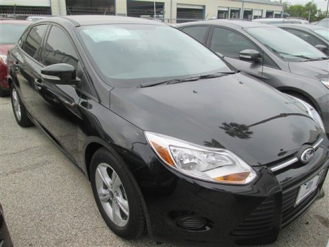 Tuxedo Black Ford Focus SE Sedan. Click to enlarge. Tuxedo Black Ford Focus SE Sedan. Click to enlarge.