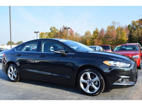 Tuxedo Black Ford Fusion SE EcoBoost.  Click to enlarge.