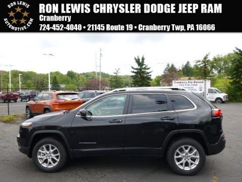 Brilliant Black Crystal Pearl Jeep Cherokee Latitude 4x4. Click to enlarge. Brilliant Black Crystal Pearl Jeep Cherokee Latitude 4x4. Click to enlarge.