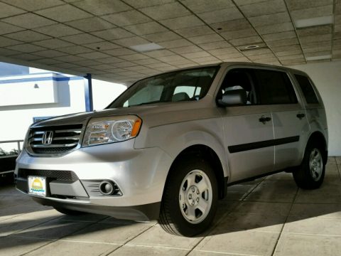 Alabaster Silver Metallic Honda Pilot LX 4WD.  Click to enlarge.