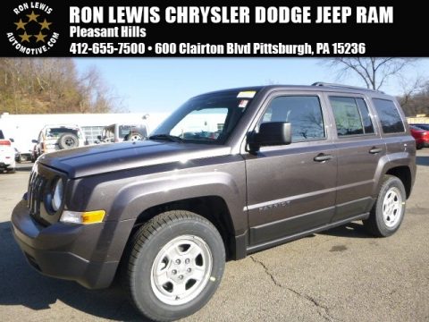 Granite Crystal Metallic Jeep Patriot Sport.  Click to enlarge.