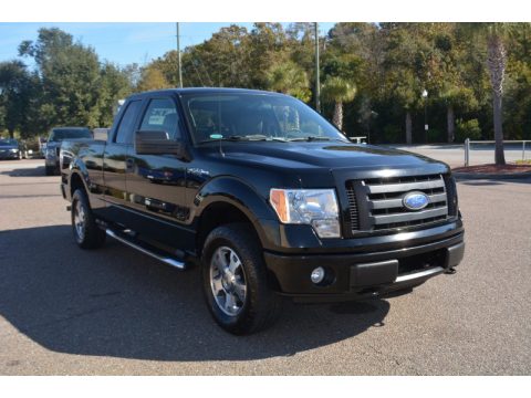 Black Ford F150 STX SuperCab 4x4.  Click to enlarge.