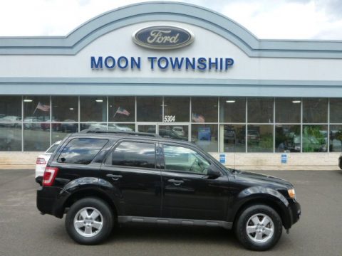 Ebony Black Ford Escape XLT.  Click to enlarge.