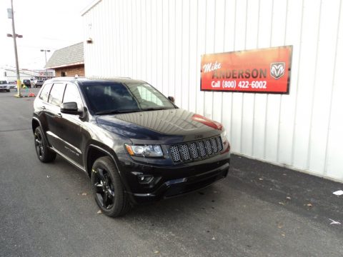 Brilliant Black Crystal Pearl Jeep Grand Cherokee Altitude 4x4.  Click to enlarge.