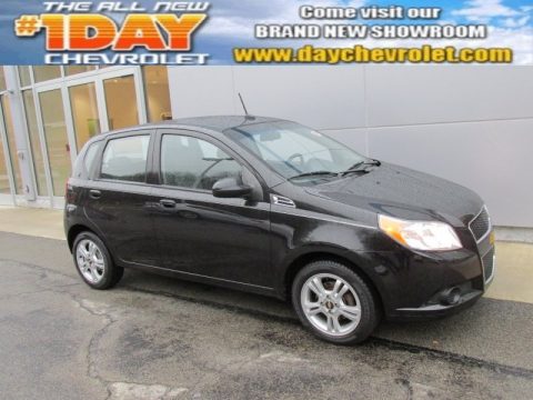 Black Granite Metallic Chevrolet Aveo Aveo5 LT.  Click to enlarge.