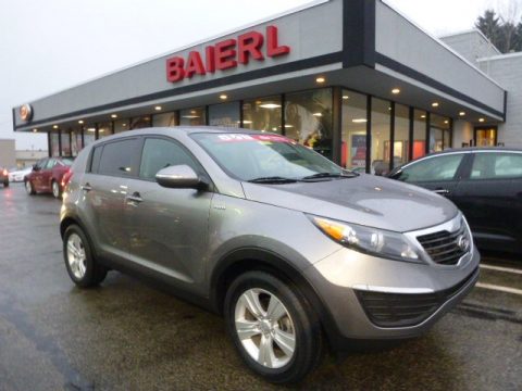 Mineral Silver Kia Sportage LX AWD.  Click to enlarge.