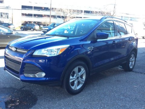 Deep Impact Blue Ford Escape SE 2.0L EcoBoost 4WD.  Click to enlarge.