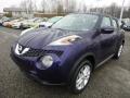 Front 3/4 View of 2015 Nissan Juke S AWD #3