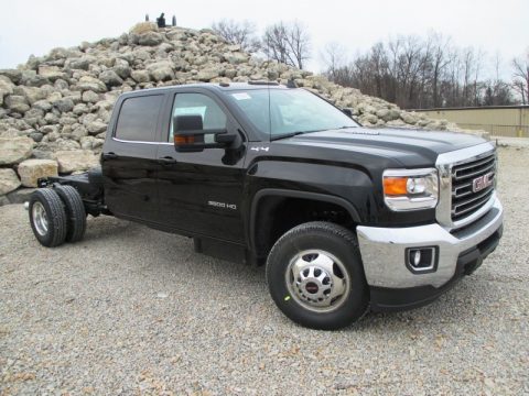 Onyx Black GMC Sierra 3500HD SLE Crew Cab 4x4 Dual Rear Wheel Chassis.  Click to enlarge.