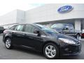 2014 Focus SE Sedan #1