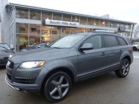 Daytona Gray Metallic Audi Q7 3.0 Premium Plus quattro.  Click to enlarge.
