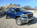 Front 3/4 View of 2015 GMC Sierra 2500HD SLE Crew Cab 4x4 #1