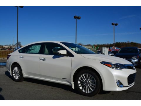 Blizzard Pearl Toyota Avalon Hybrid Limited.  Click to enlarge.